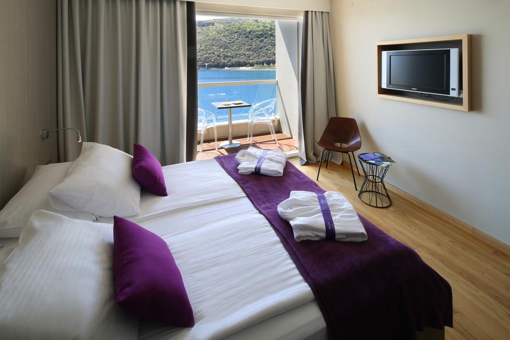 Boutique Hotel Adoral Rabac Exterior foto