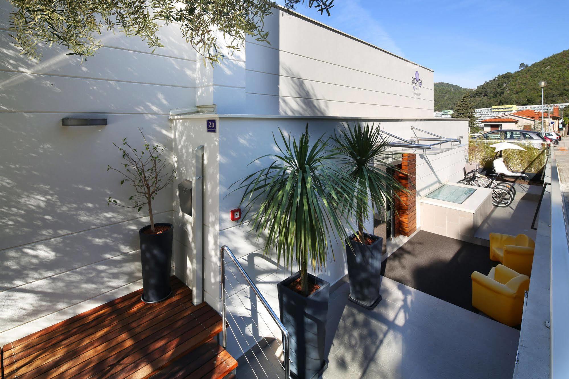 Boutique Hotel Adoral Rabac Exterior foto